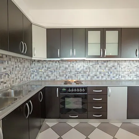 Seaview Apartment